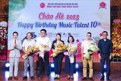  Hợp tác giữa công ty Midu MenaQ7 và trung tâm Music Talent 